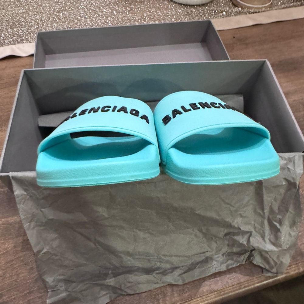 NEW Balenciaga Slides - Picture 2 of 10